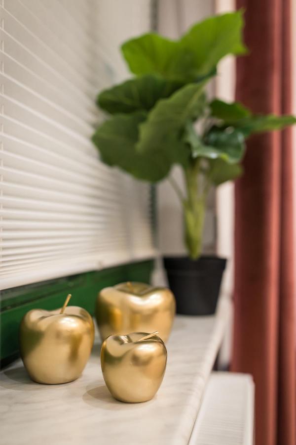 Golden Moonlight Apartment Zielona Góra Exterior foto